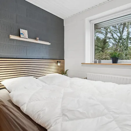 Stunning In With Kitchen * Blavand